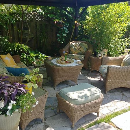Twiningretreat Bed & Breakfast Niagara-on-the-Lake Dış mekan fotoğraf